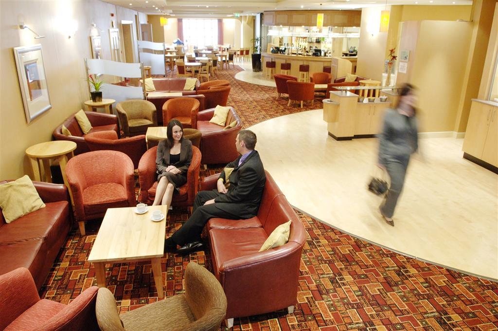 Burleigh Court Hotel And Leisure Loughborough Interior photo